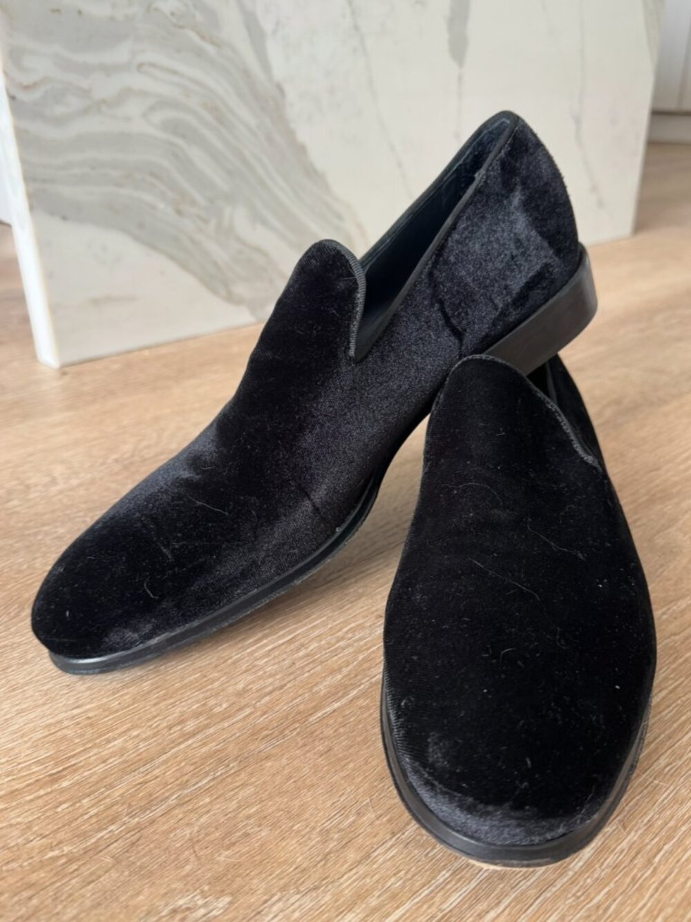 Ankari & Floruss Black Velvet Shoes in Size 10